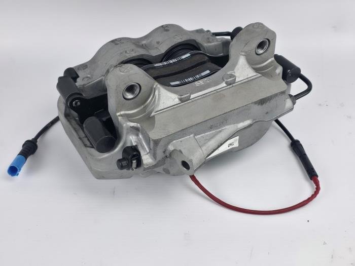 Remklauw (Tang) links-voor BMW 3-Serie 3.0 Diesel B57D30A Origineel