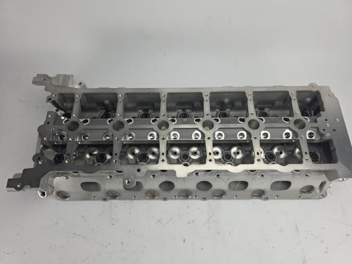 Cilinderkop 3.0 Benzine Mercedes S-Klasse 256930 OEM Nieuw R2560161900