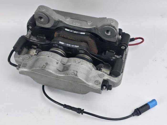 Remklauw (Tang) links-voor BMW 3-Serie 3.0 Diesel B57D30A Origineel
