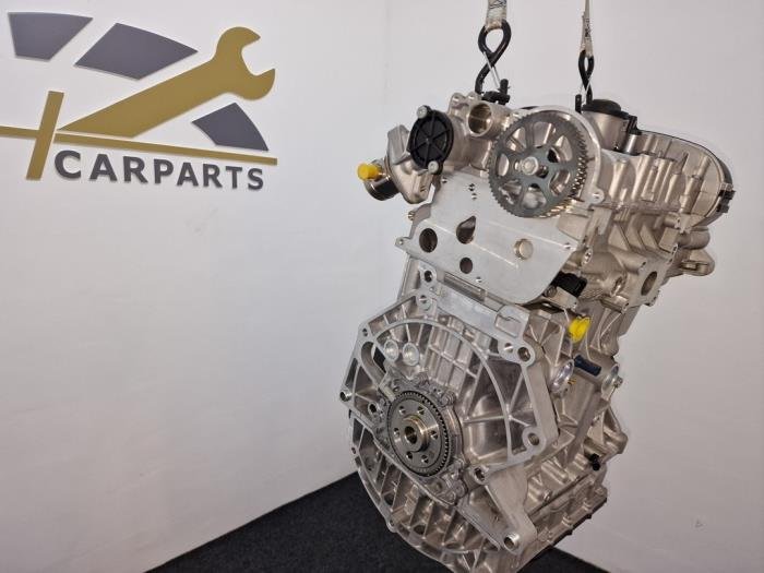 Motor Volkswagen Golf