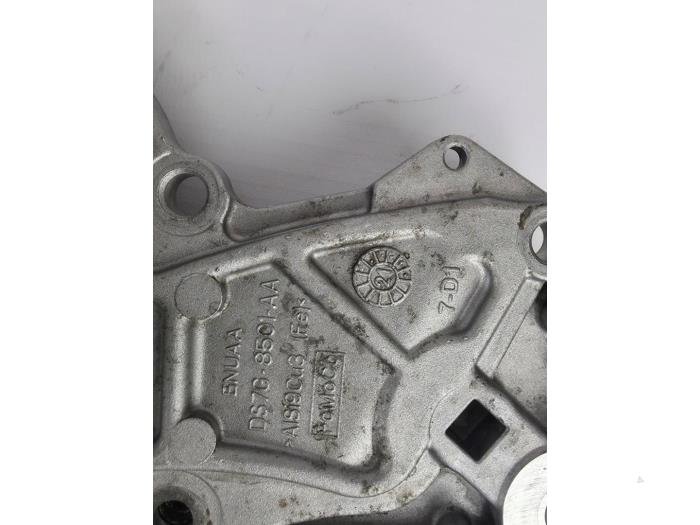 Waterpomp Ford Kuga