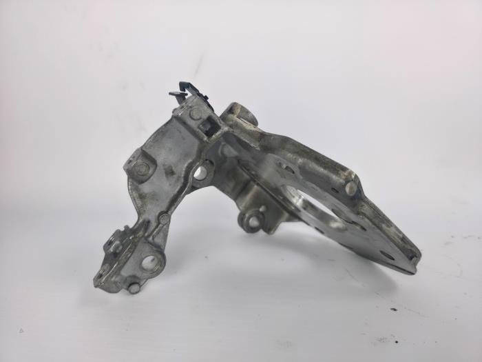 Steun dieselpomp Ford Transit Connect