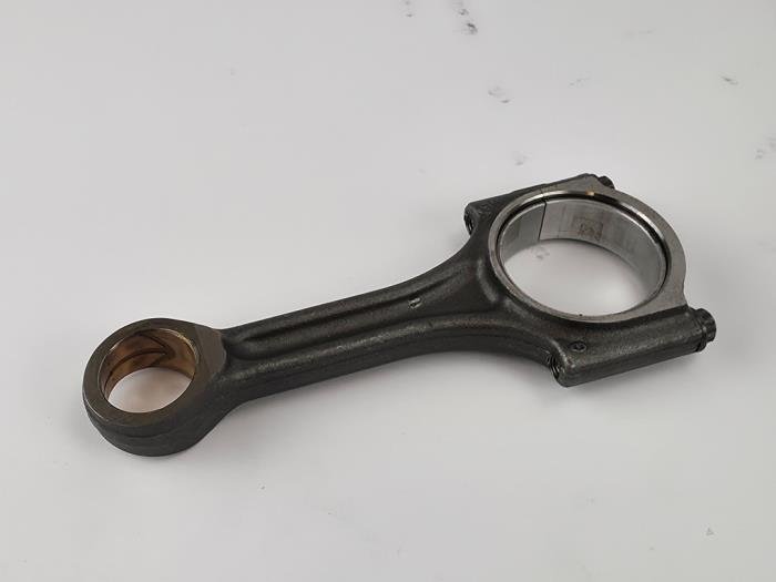 Drijfstang 1.4 EcoBlue Ford Peugeot Opel ZTDA OEM Origineel 75L146