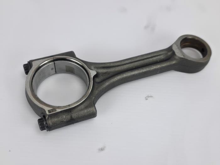 Drijfstang 1.4 EcoBlue Ford Peugeot Opel ZTDA OEM Origineel 75L146