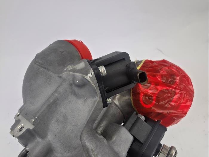 Turbo 3.0 Benzine Mercedes Mercedes-Benz 256930 OEM Nieuw A2560901000