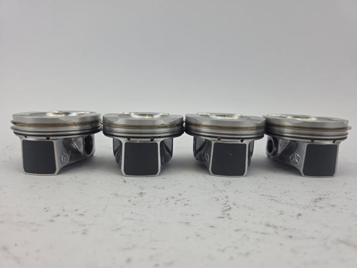 Zuiger 1.5 Benzine Mercedes Mercedes-Benz C-Klasse 264915 OEM Nieuw A2640301900