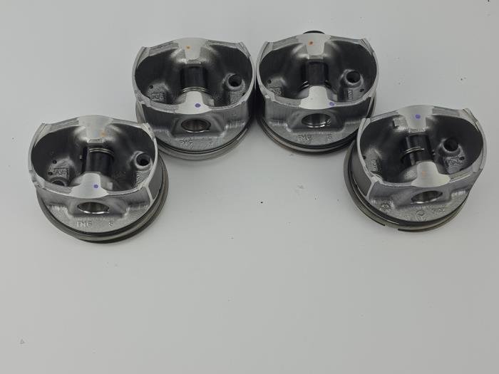 Zuiger 2.0 Benzine Mercedes Mercedes-Benz A-Klasse 260920 OEM Nieuw A2600301100