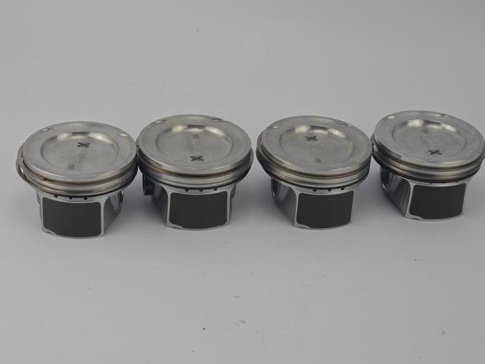 Zuiger 2.0 Benzine Mercedes Mercedes-Benz A-Klasse 260920 OEM Nieuw A2600301100