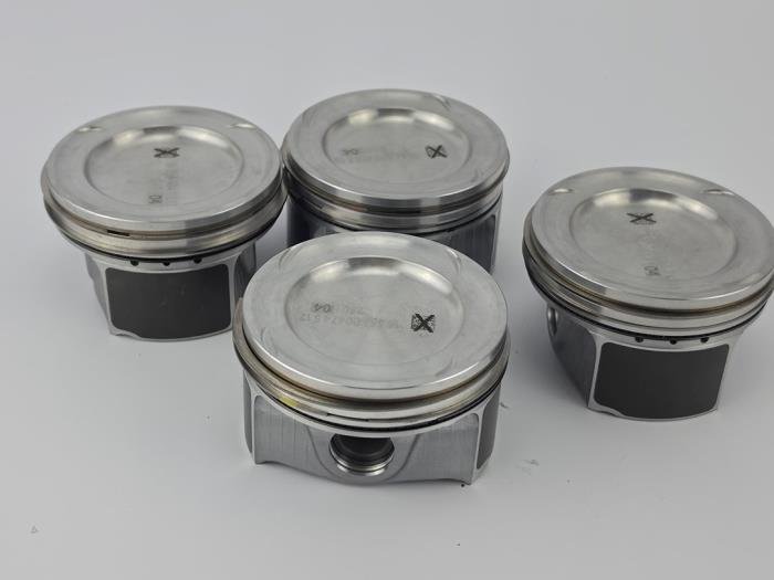 Zuiger 2.0 Benzine Mercedes Mercedes-Benz A-Klasse 260920 OEM Nieuw A2600301100