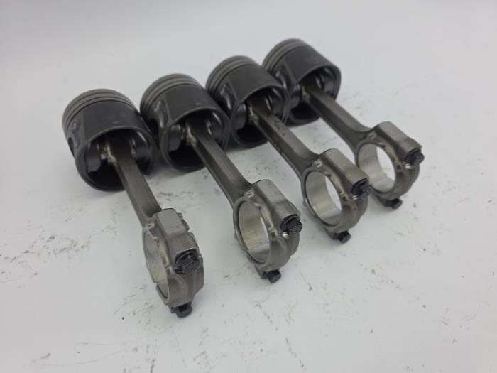 Zuiger 1.2 MultiJet Fiat Opel Lancia Panda 188A8000 OEM Nieuw FMG6934 062772 FHZ