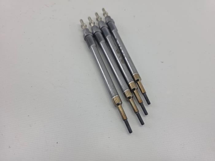 Voorgloei Relais 2.0 CDI Mercedes Mercedes-Benz OEM Origineel A0011598001