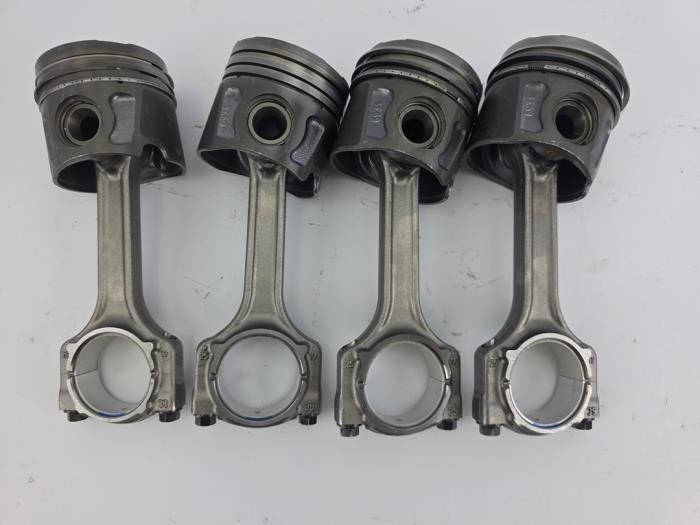 Zuiger 1.2 MultiJet Fiat Opel Lancia Panda 188A8000 OEM Nieuw FMG6934 062772 FHZ