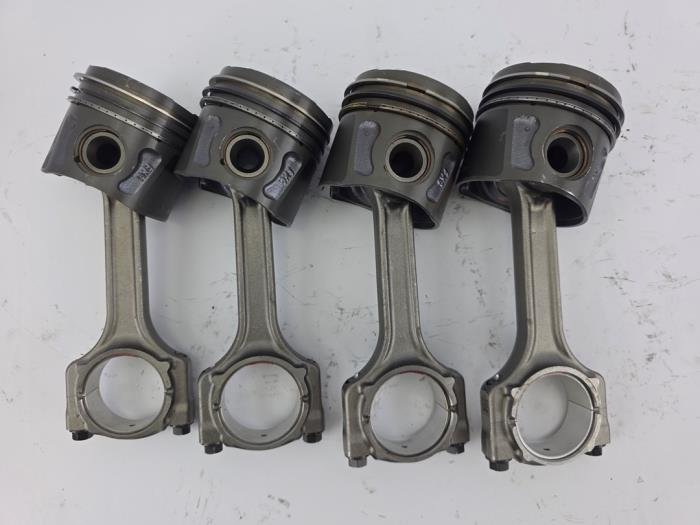 Zuiger 1.2 MultiJet Fiat Opel Lancia Panda 188A8000 OEM Nieuw FMG6934 062772 FHZ