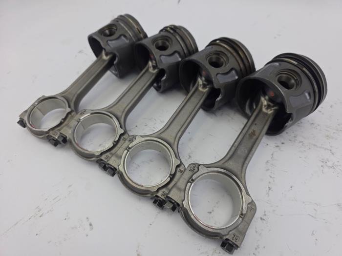 Zuiger 1.2 MultiJet Fiat Opel Lancia Panda 188A8000 OEM Nieuw FMG6934 062772 FHZ