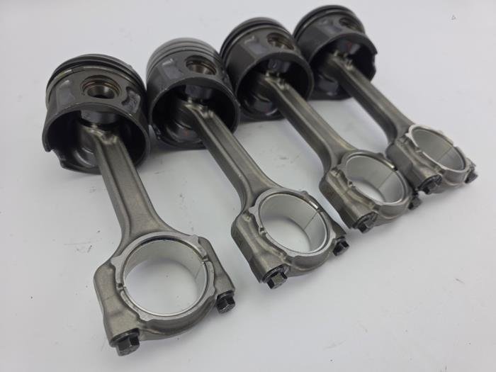 Zuiger 1.2 MultiJet Fiat Opel Lancia Panda 188A8000 OEM Nieuw FMG6934 062772 FHZ