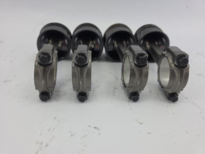 Zuiger 1.2 MultiJet Fiat Opel Lancia Panda 188A8000 OEM Nieuw FMG6934 062772 FHZ