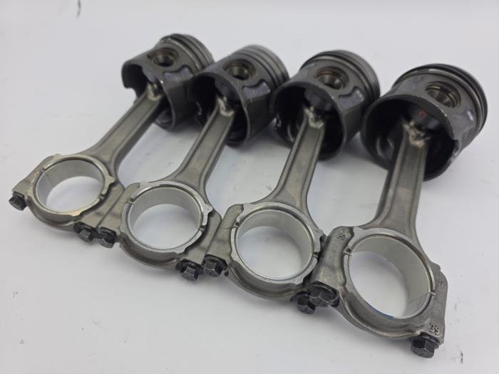 Zuiger 1.2 MultiJet Fiat Opel Lancia Panda 188A8000 OEM Nieuw FMG6934 062772 FHZ