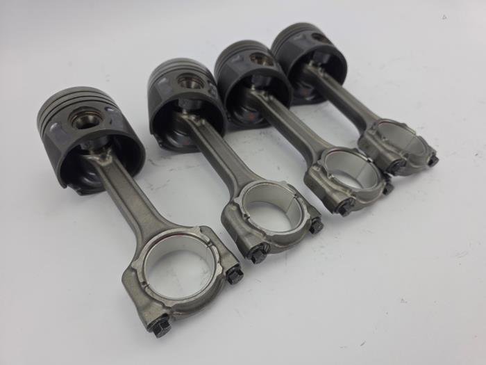 Zuiger 1.2 MultiJet Fiat Opel Lancia Panda 188A8000 OEM Nieuw FMG6934 062772 FHZ