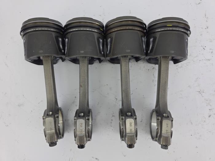 Zuiger 1.2 MultiJet Fiat Opel Lancia Panda 188A8000 OEM Nieuw FMG6934 062772 FHZ