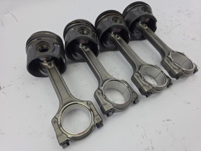 Zuiger 1.2 MultiJet Fiat Opel Lancia Panda 188A8000 OEM Nieuw FMG6934 062772 FHZ