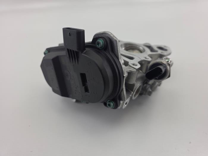 EGR Klep 2.0 Diesel Mercedes Mercedes-Benz C-Klasse 654820 OEM Nieuw A6541407800