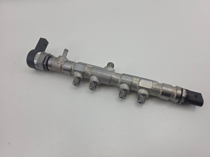 Galerij (Injectie) 2.0 Diesel Mercedes Mercedes-Benz C-Klasse 654820 OEM Nieuw