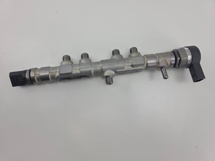 Galerij (Injectie) 2.0 Diesel Mercedes Mercedes-Benz C-Klasse 654820 OEM Nieuw
