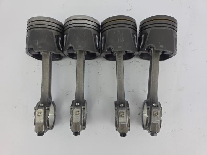 Zuiger 1.2 MultiJet Fiat Opel Lancia Panda 188A8000 OEM Nieuw FMG6934 062772 FHZ