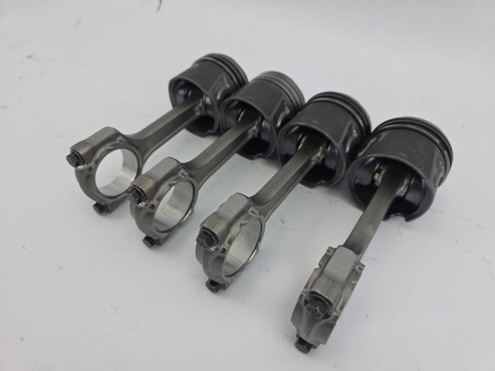 Zuiger 1.2 MultiJet Fiat Opel Lancia Panda 188A8000 OEM Nieuw FMG6934 062772 FHZ