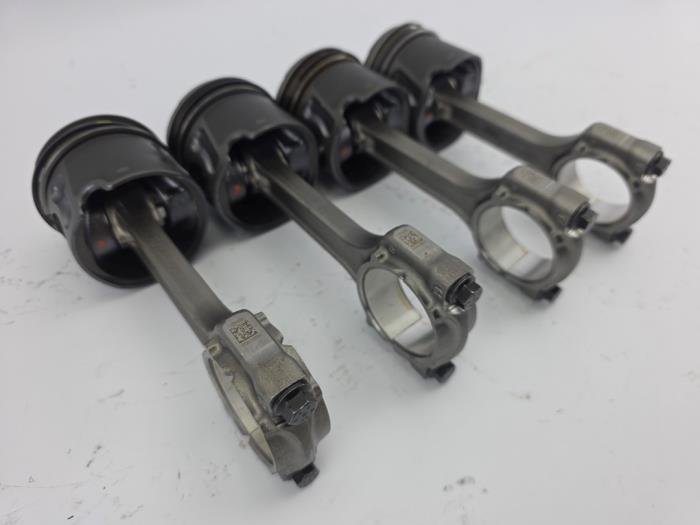 Zuiger 1.2 MultiJet Fiat Opel Lancia Panda 188A8000 OEM Nieuw FMG6934 062772 FHZ