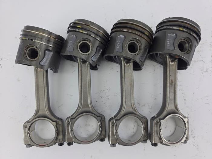 Zuiger 1.2 MultiJet Fiat Opel Lancia Panda 188A8000 OEM Nieuw FMG6934 062772 FHZ