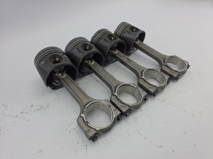 Zuiger 1.2 MultiJet Fiat Opel Lancia Panda 188A8000 OEM Nieuw FMG6934 062772 FHZ