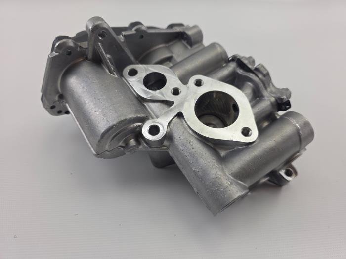 EGR Klep 2.0 Diesel Mercedes Mercedes-Benz C-Klasse 654820 OEM Nieuw A6541407800